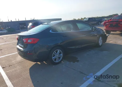 2017 Chevrolet Cruze Lt Auto z USA, uszkodzony, nr VIN 1G1BE5SM4H7166895